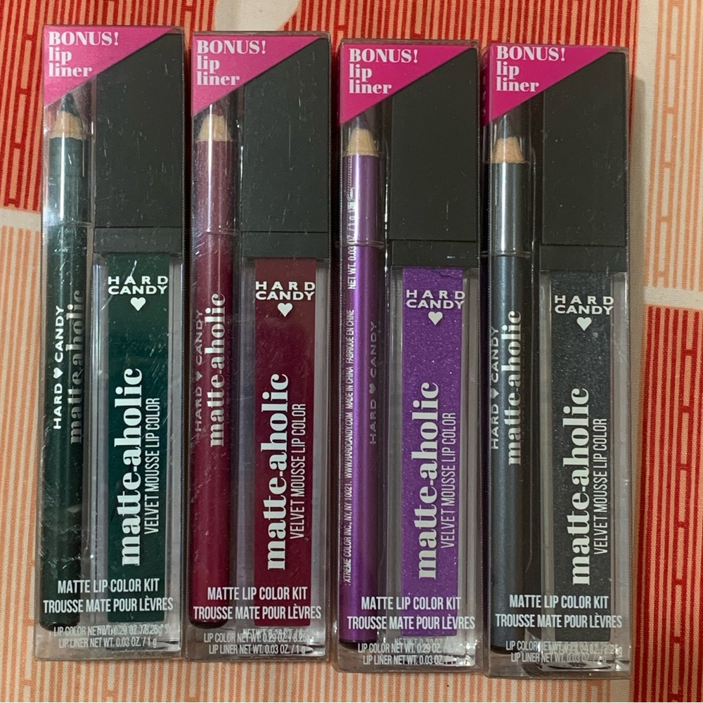 Lip kit (Lip liner + lip mousse)